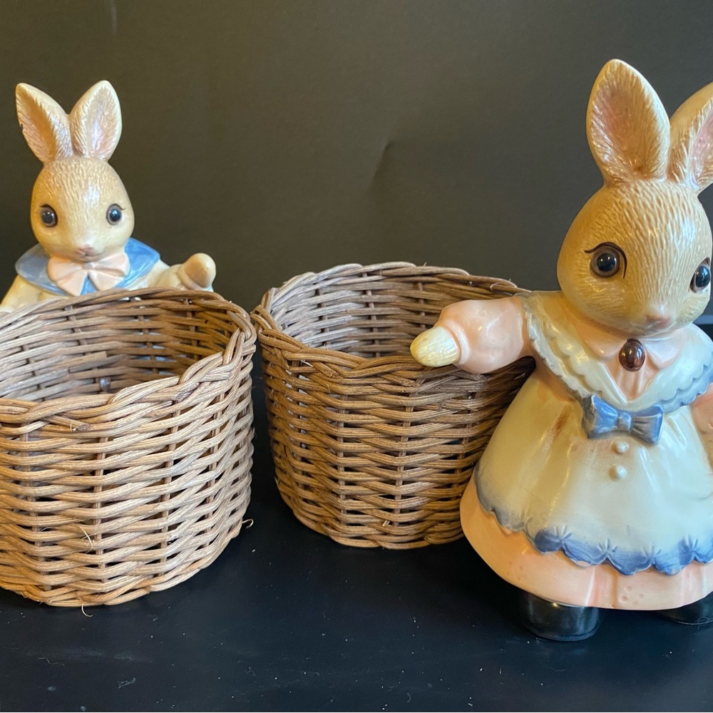 Sweet little ceramic bunnies with wicker baskets attached. Vintage